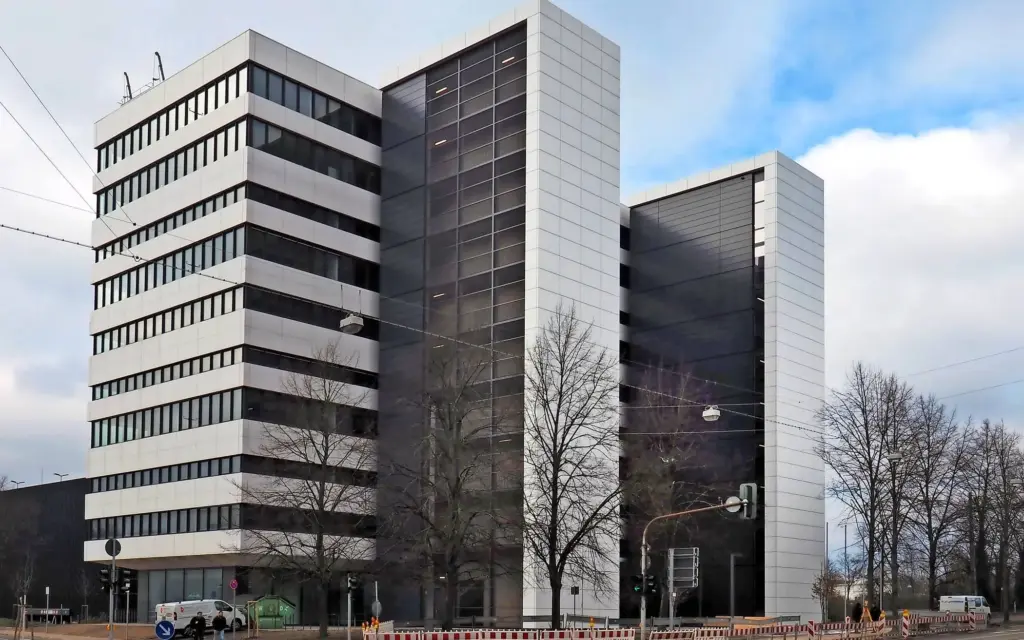 d & b Bau GmbH, HTW Saarbrücken